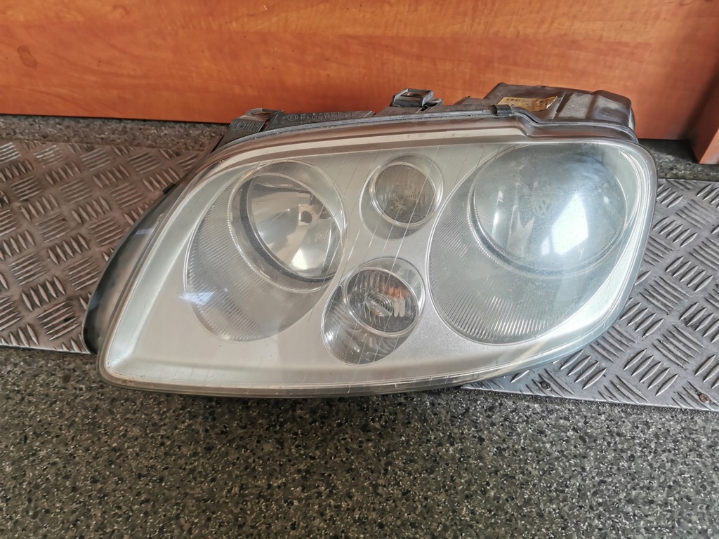 фото №1, Лампа лівий перед vw touran i eu 1t0941005d