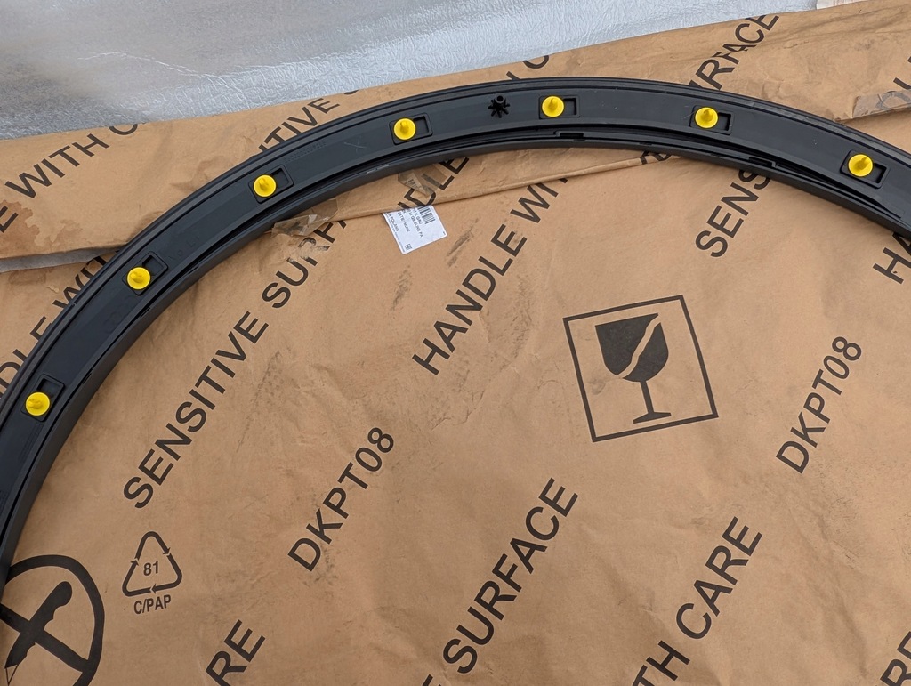 фото №8, Audi rsq8 q8 sq8 4m8 молдинг крыла левый перед 4m8853717k nowa оригинал