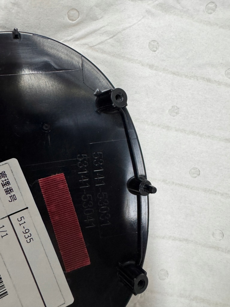 фото №5, Lexus rc эмблема logo бампера перед lift эмблема значок решётка lexus