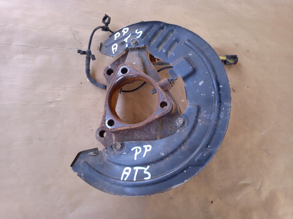 фото №1, Поворотный кулак правый перед передняя cadillac ats 2018r