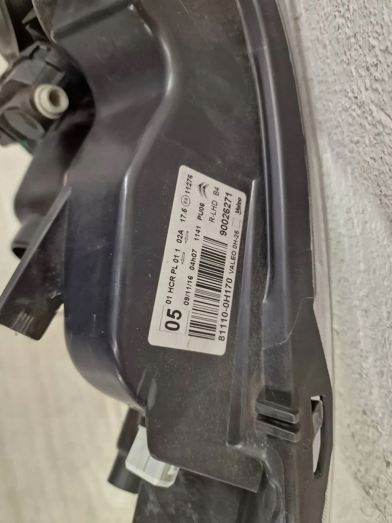 фото №8, Лампа права фара citroen c1 14-