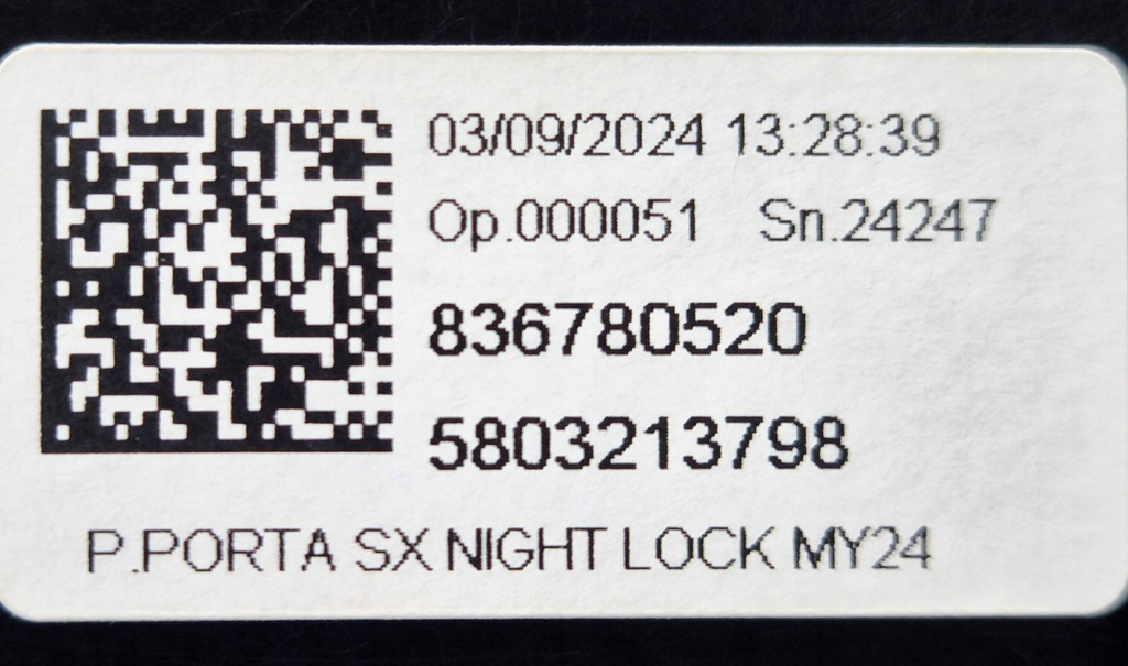 фото №7, Iveco s-way обивка обшивка дверь перед левый оригинальный номер 5802450798 nowa