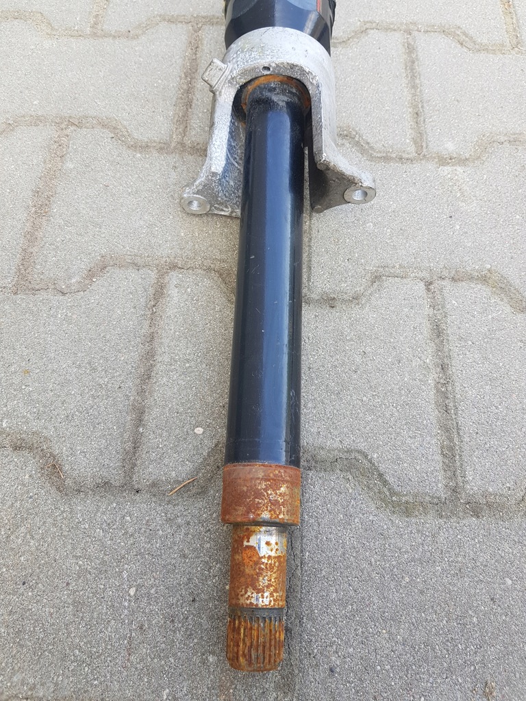 фото №2, Bmw x1 ix1 приводной вал перед передняя правая 9884798-01