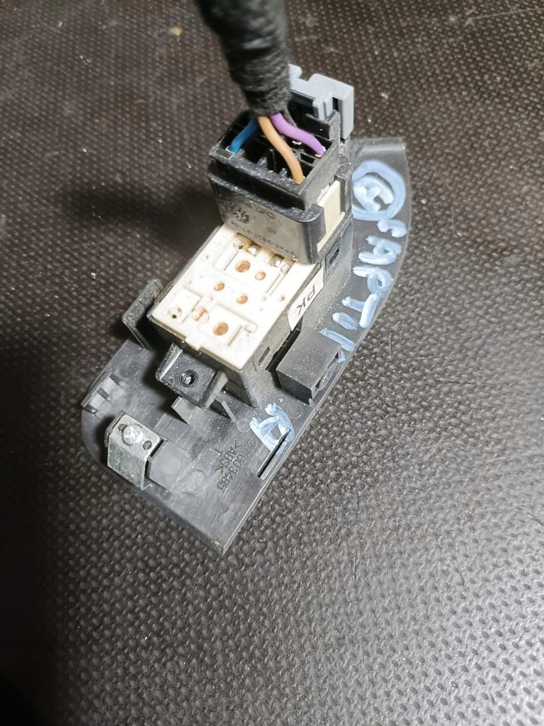 фото №6, Chevrolet captiva 2006r переключатель стекло левый задняя 201003485