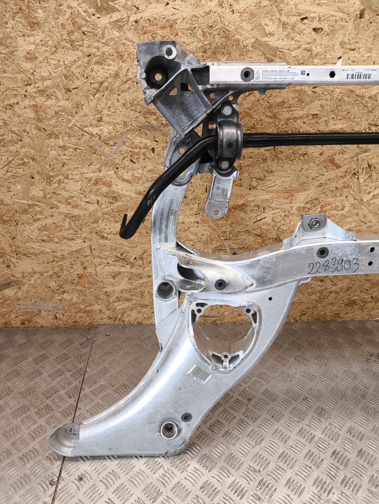 Bmw m5 f10 m6 f06 f12 f13 подрамник подрамник подрамник балка подвеска 2283903 Цена