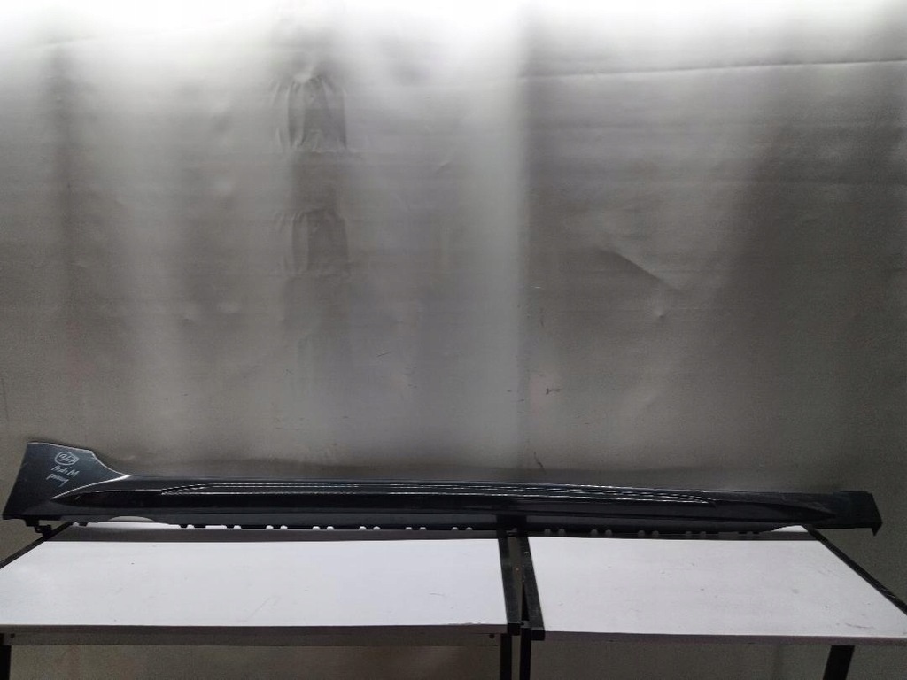 фото №1, Молдинг порог правая audi a1 82a853856