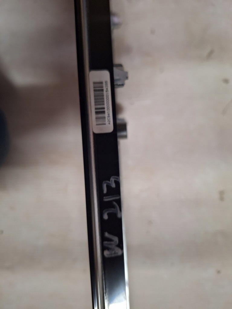 фото №8, Mercedes w213 kombi рамка спидометра