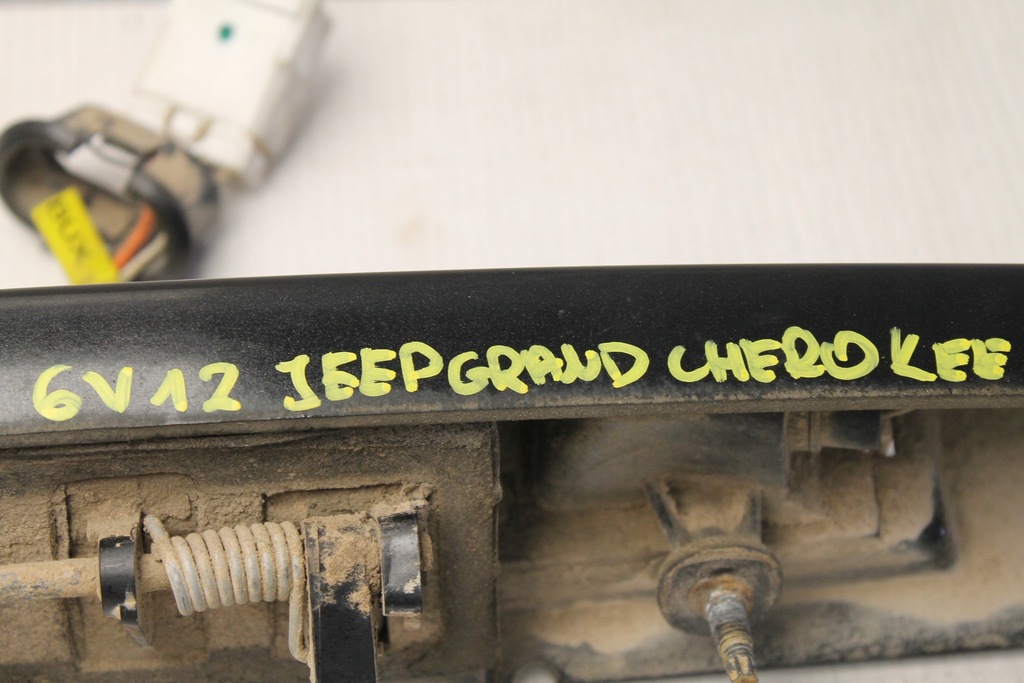 фото №14, Накладка крышки микровыключатель jeep grand cherokee wk 2007
