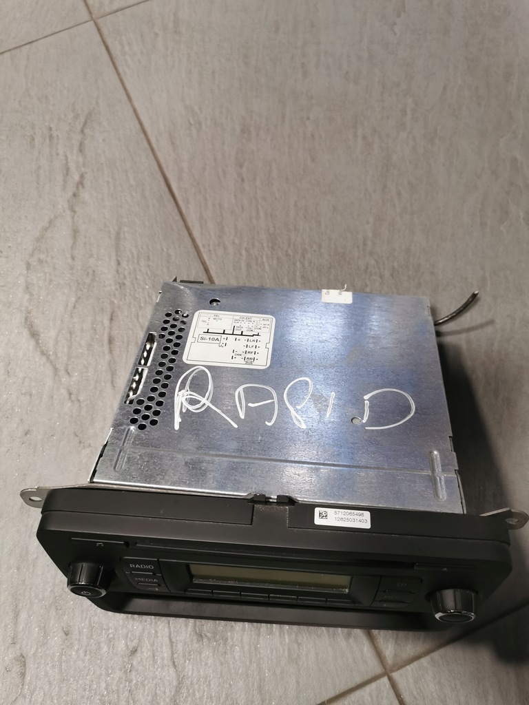 фото №2, Радио skoda rapid 12r