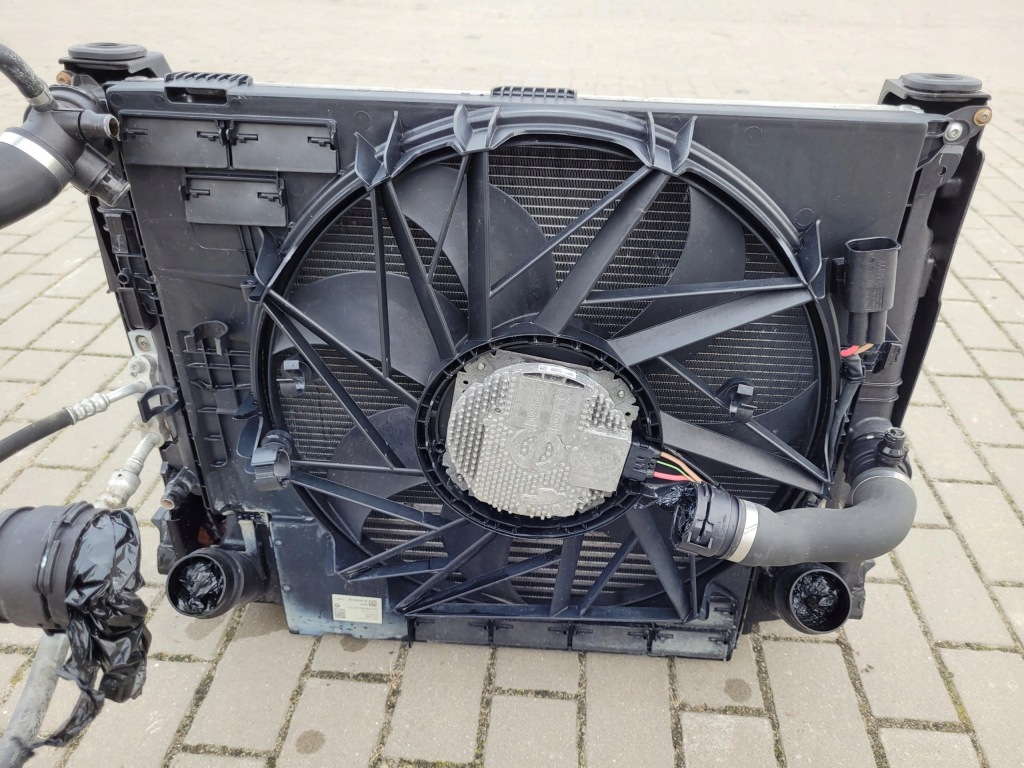 Радиатор комплект радиатор вентилятор интеркулер bmw x3 f25 3.0 d с Разборки