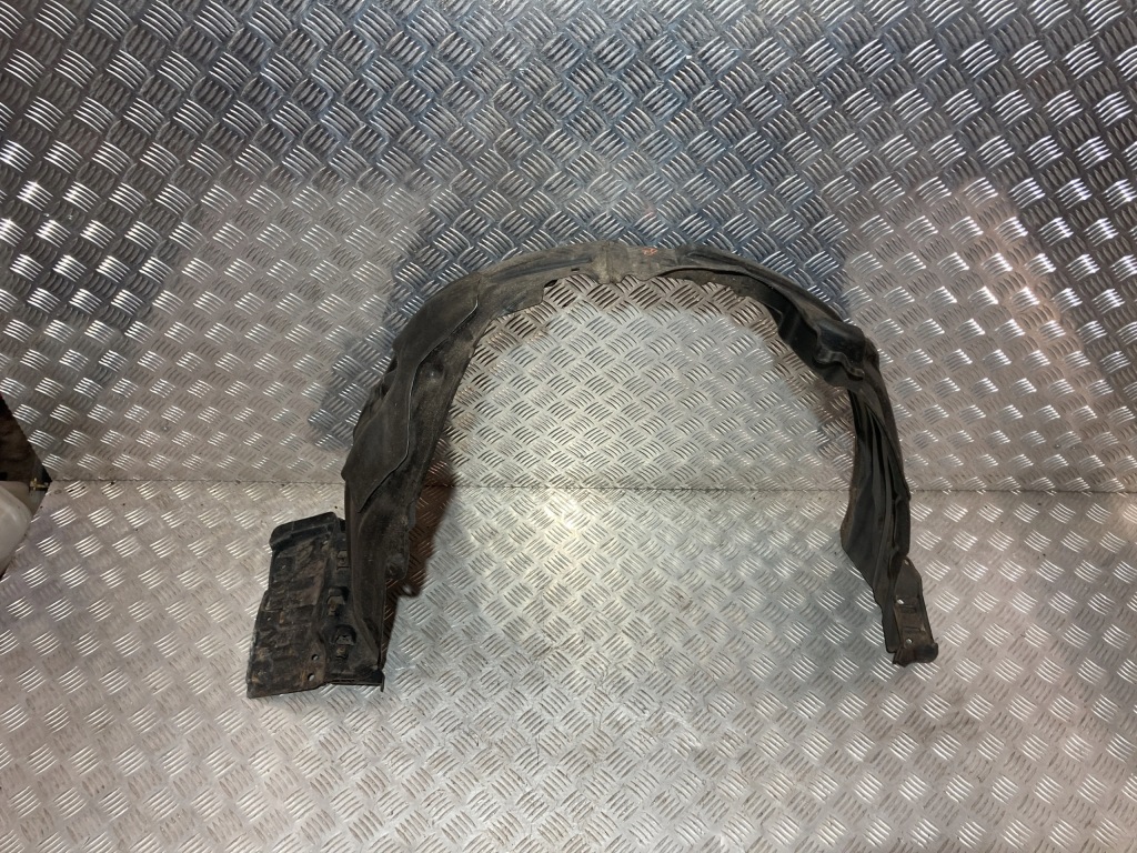 фото №1, Подкрылок правый перед toyota prius iv 15- 1.8