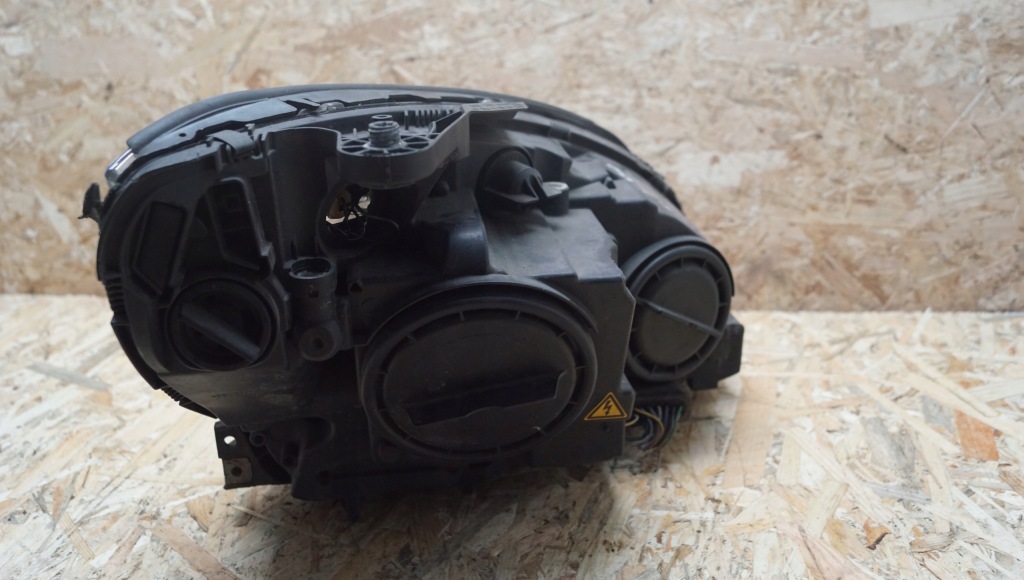 фото №11, Лампа левый перед mercedes c w204 ксенон