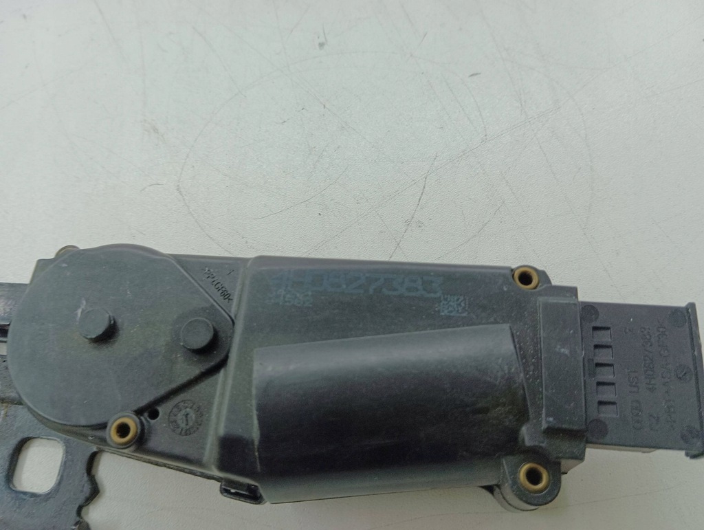 фото №5, Audi a7 s7 4g 2011 замок крышки задний / багажника