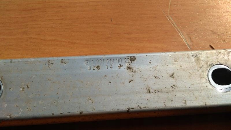 фото №2, Усилитель передний лампы mercedes sl r231