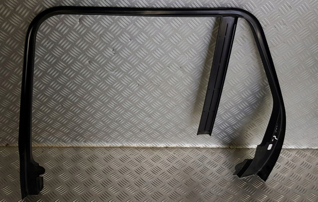 фото №3, Range rover vogue l405 рамка стекло дверь левая задняя