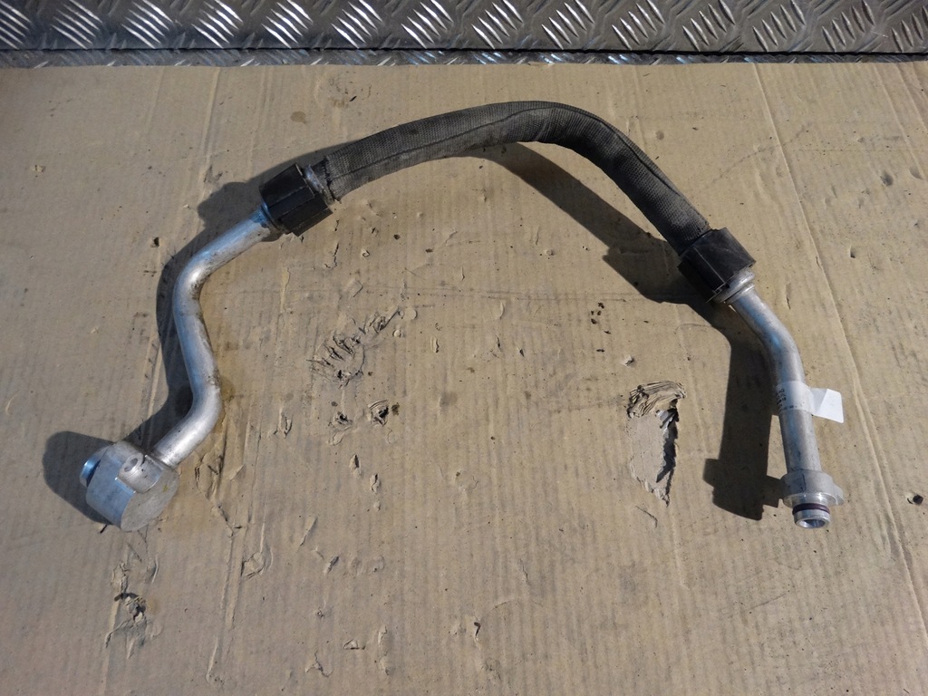 фото №1, Idealny шланг кондиционера audi q7 q8 1