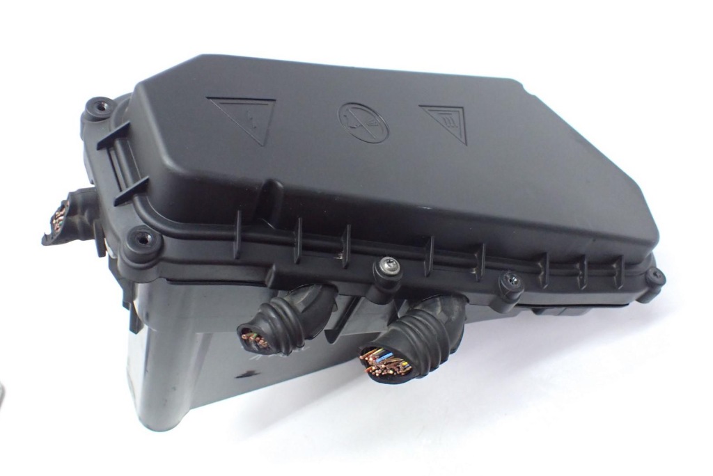 Купить Корпус коробка предохранителей bmw 3 f30 f31 13r