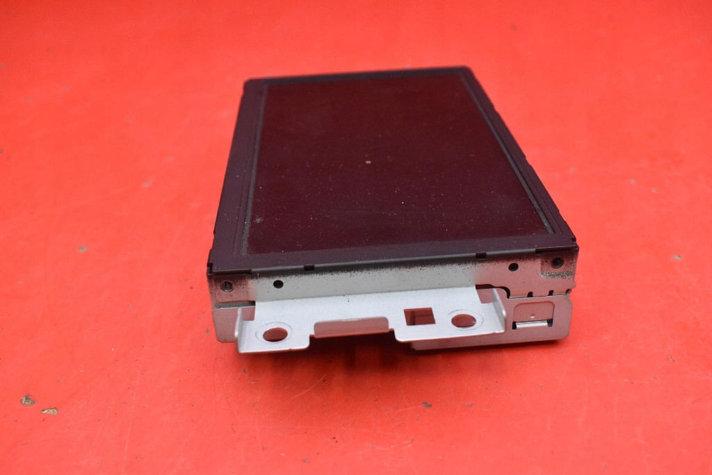 Дисплей 31382065ad volvo v60 1 i рестайлинг  13-20 Недорого