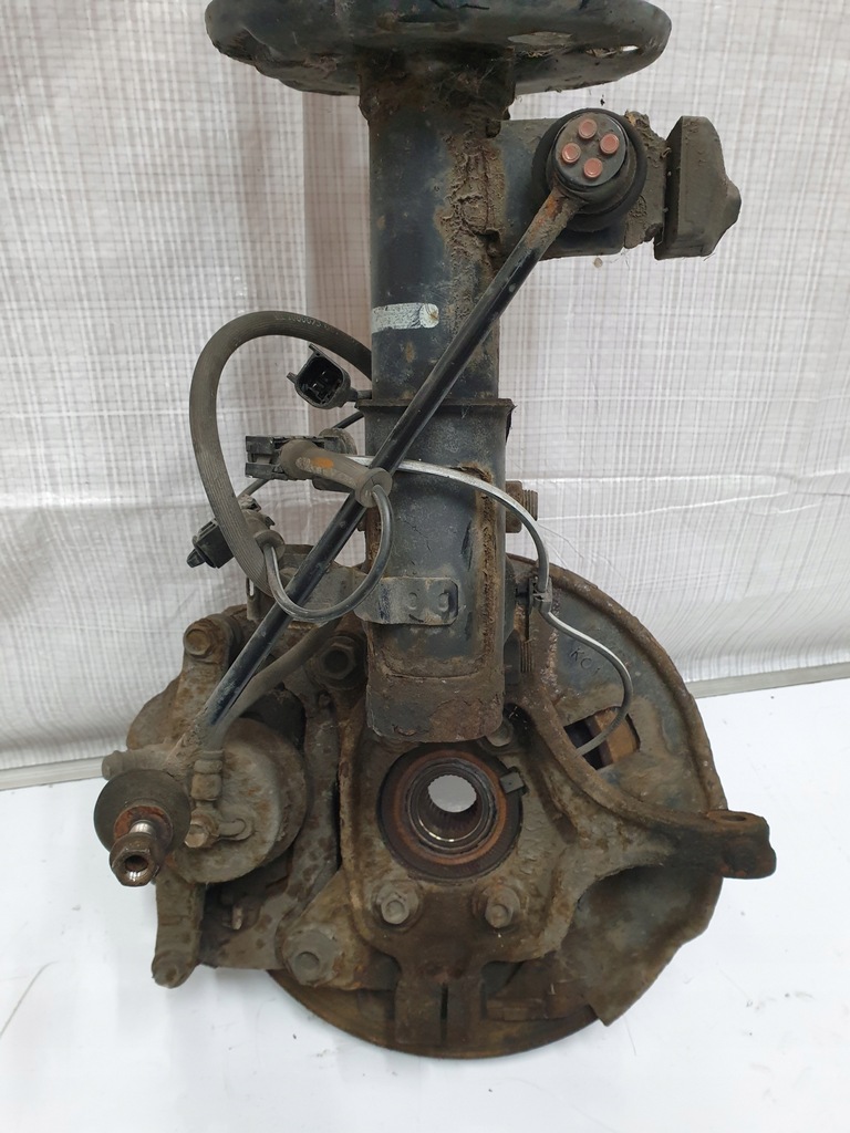 фото №6, Mazda 6 gj 12-15 42b 2.2 d поворотный кулак правая амортизационная стойка рычаг