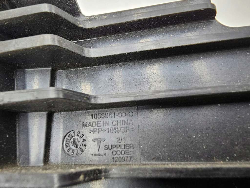 фото №7, Tesla model s 2016 кронштейн / кронштейн бампера передний