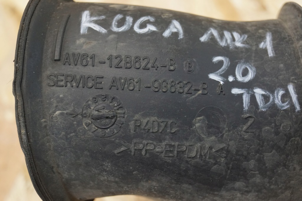 фото №7, Труба воздухозаборник ford kuga mk1 2.0 tdci av61-12b624-b