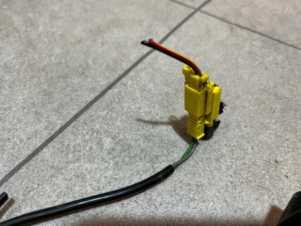 фото №5, Mercedes w221 натяжитель поперечина левый перед бежевый