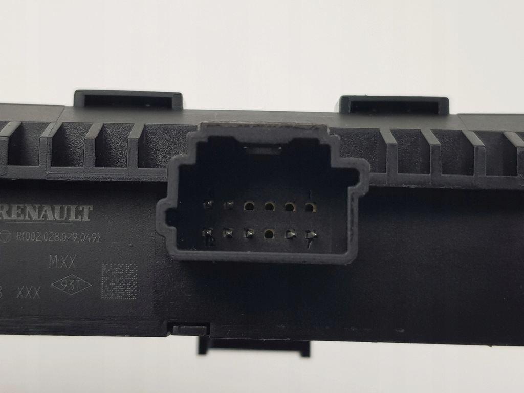 фото №9, Панель керування перемикач регулювання світла спідометра renault captur ii