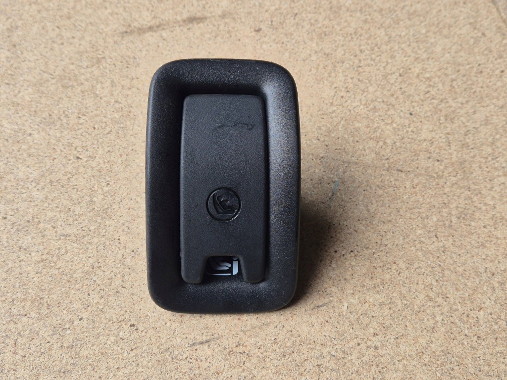 фото №1, Audi e-tron кронштейн isofix 4kf887233