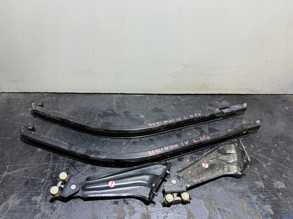 фото №1, Berlingo partner iv 4 19- combo e напрямна ролик напрямна двері ліва нижня