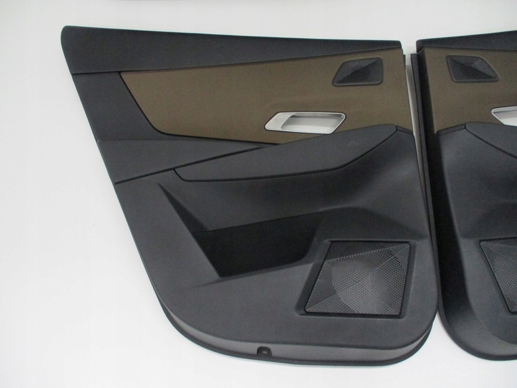 фото №4, Оббивка двері citroen ds7 19r задня