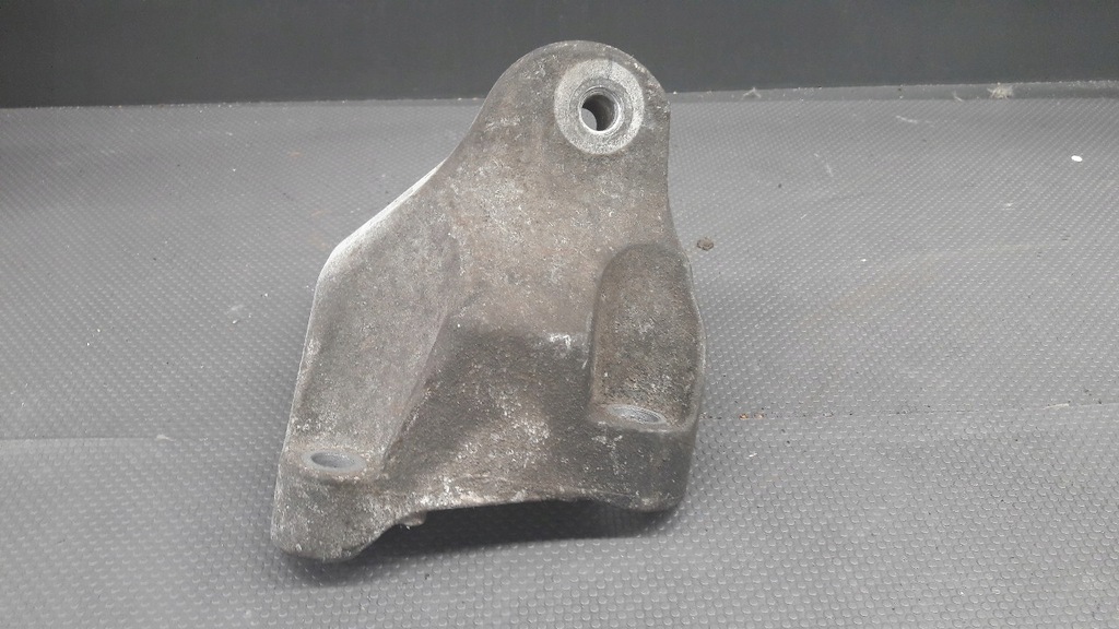 фото №2, 113320021r кронштейн двигателя renault scenic iii