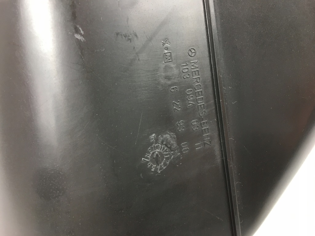 Труба фільтра впуск повітря mercedes w124 m104 300e-24v 300ce-24v 1030940311 Недорого