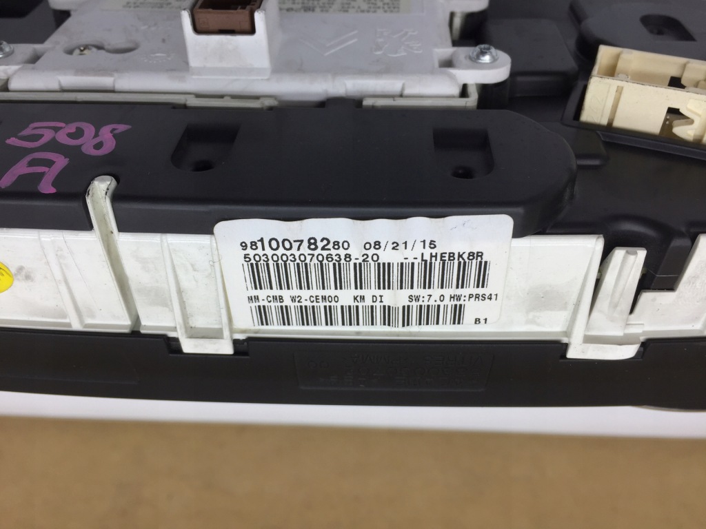 Peugeot 508 рестайлінг  лічильник дисплей європа Недорого