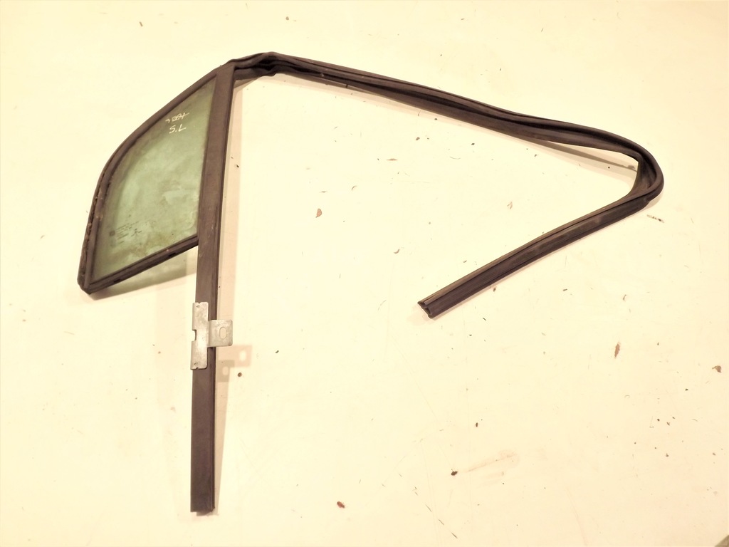 фото №1, Стекло прокладка левый перед opel karl