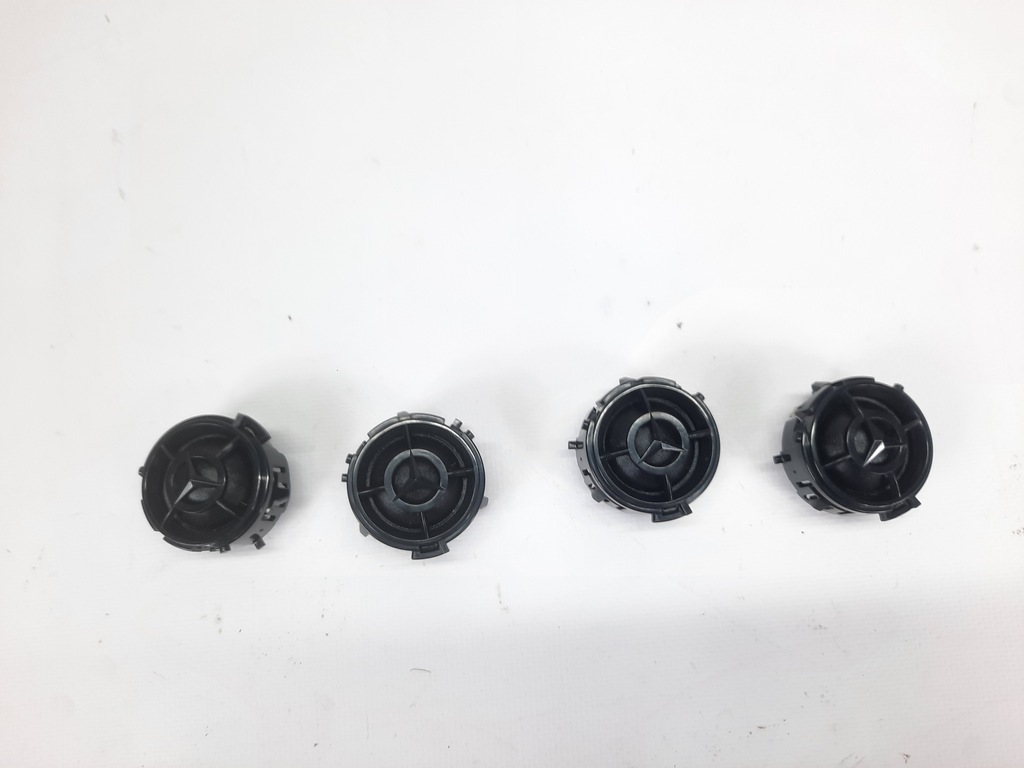 фото №8, Mercedes c w205 sedan динамики burmester