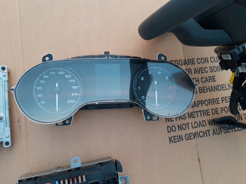 фото №3, Jeep renegade fiat 500x 21/23 1.0i t3 набір стартовий