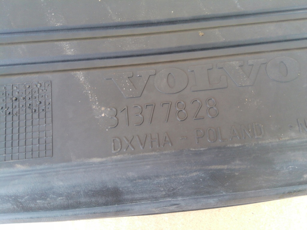 Volvo xc60 килимки гумові 31377825 31377826 31377827 31377828 13rok e Ціна