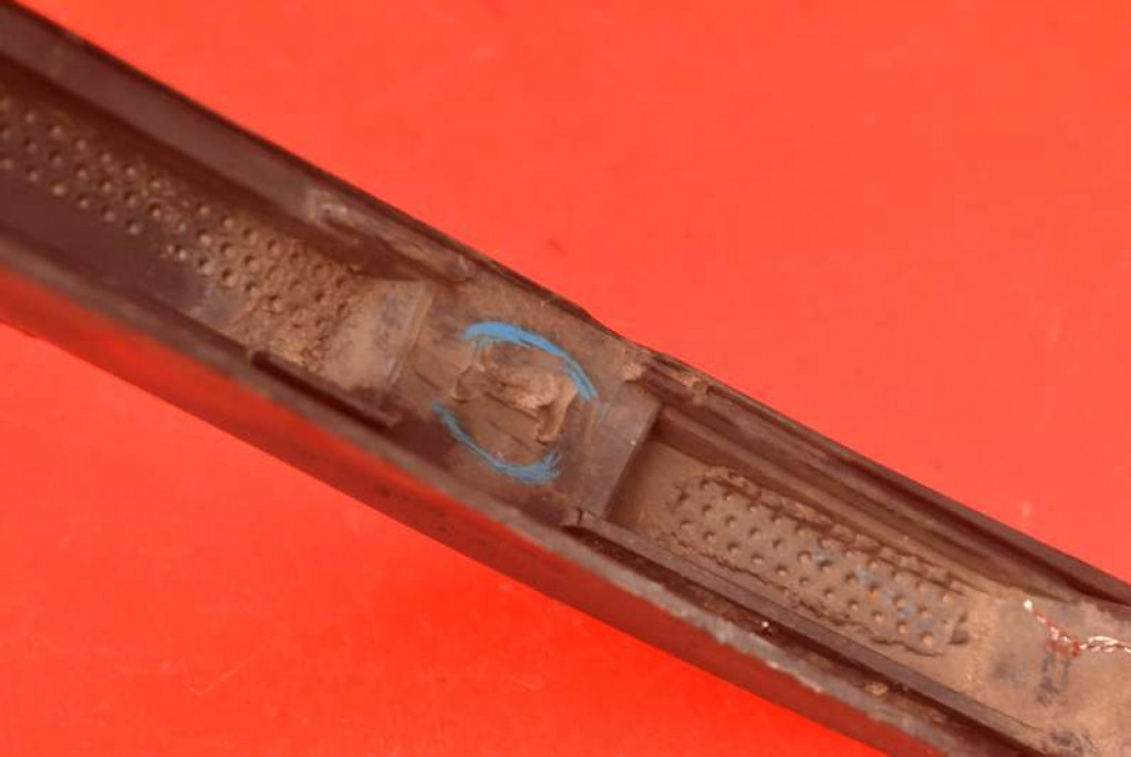 фото №13, Молдинг крила лівий перед czarna 7p6853717 vw touareg 2 ii 7p 10-14