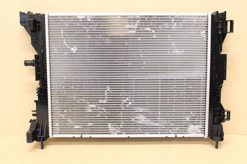 фото №1, Радиатор renault zoe 13- electric 214104950r