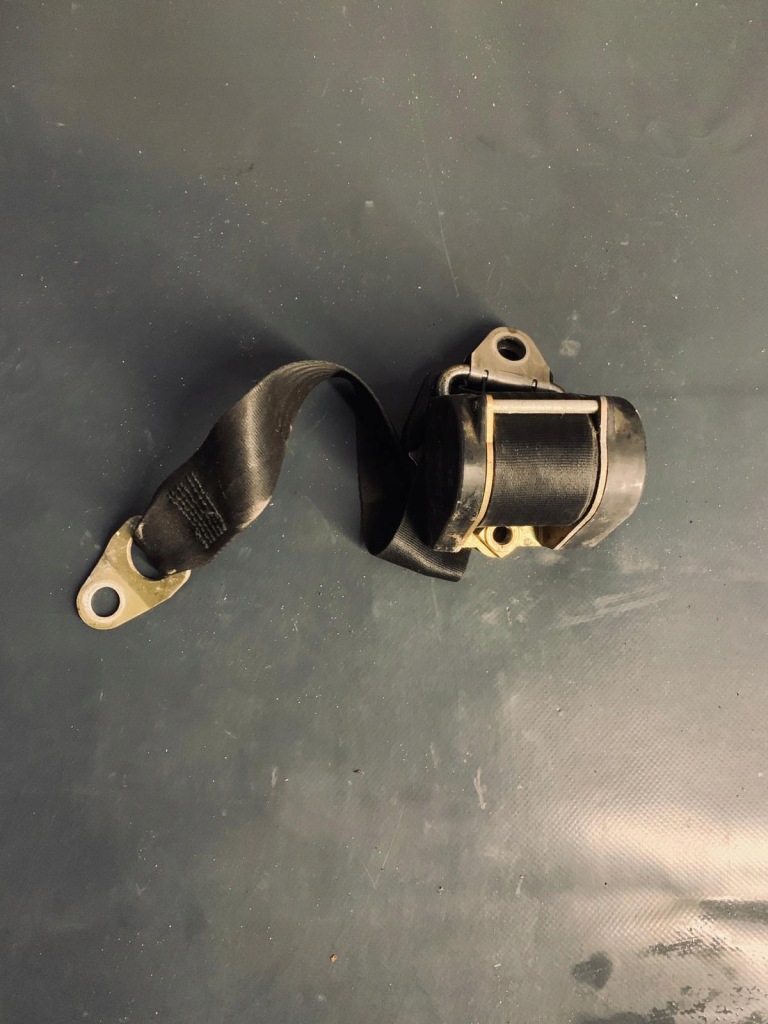 Купити Ремінь безпеки перед правий mercedes w116 sel