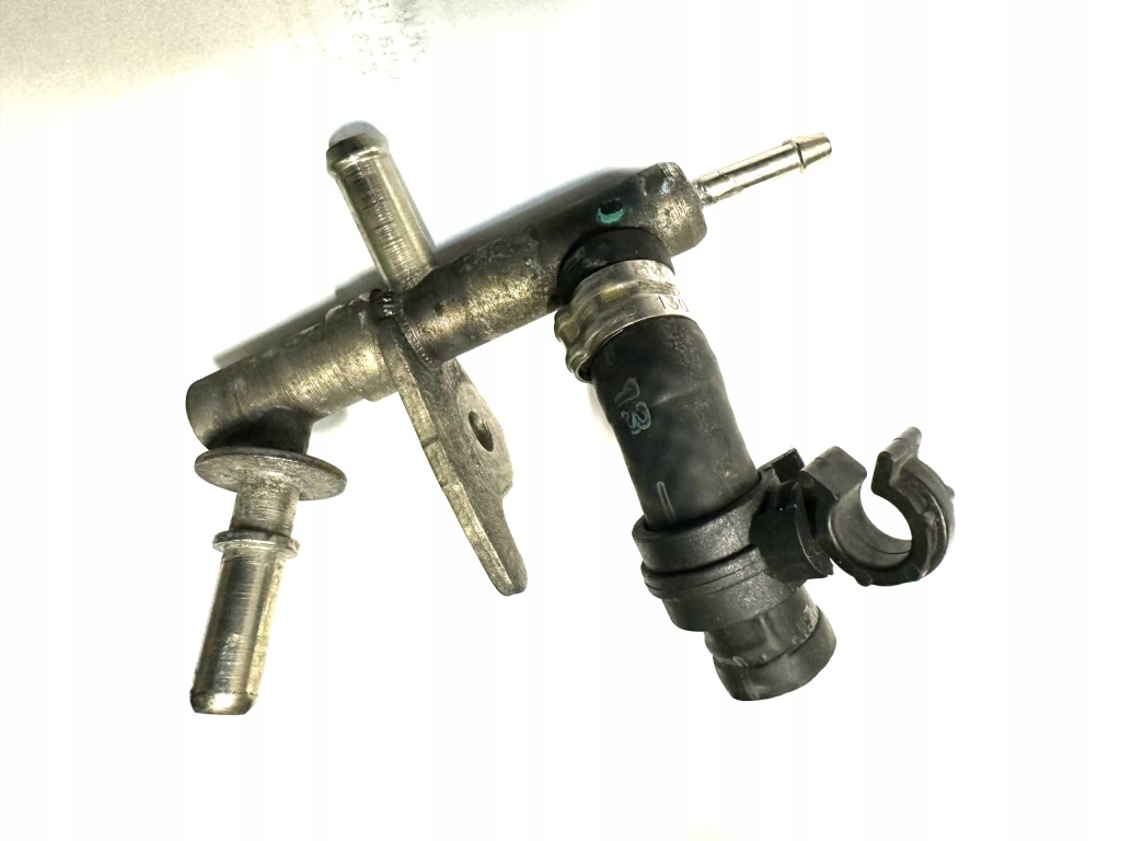 Купити Opel combo corsa 1,3cdti 1,3ddis шланг тройник пального оригінал