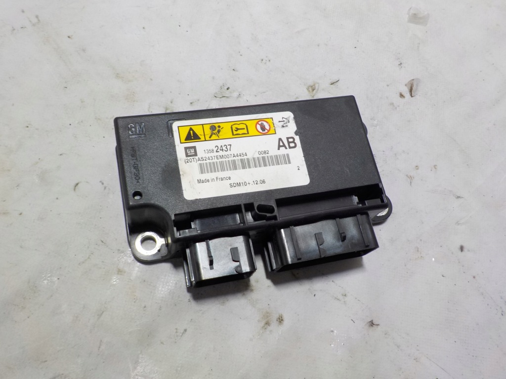 фото №1, Opel astra 2012r. 1.7 cdti модуль подушек подушка безопасности 13582437