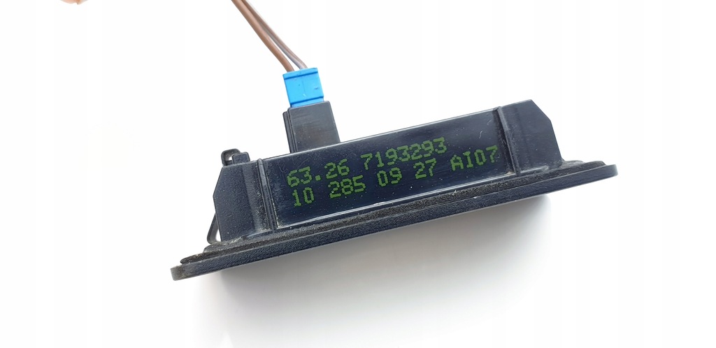 фото №9, Bmw g30 g31 550i лампа підсвітка номерного знака реєстраційний кришки