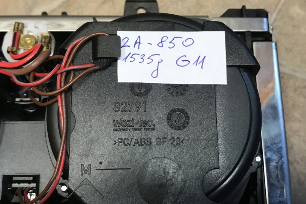 фото №11, Кронштейн na кружки bmw 7 g11, g12 9302629 3.0l дизель 294kw 2016