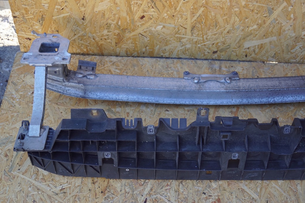 фото №9, Балка бампера перед peugeot 208 i