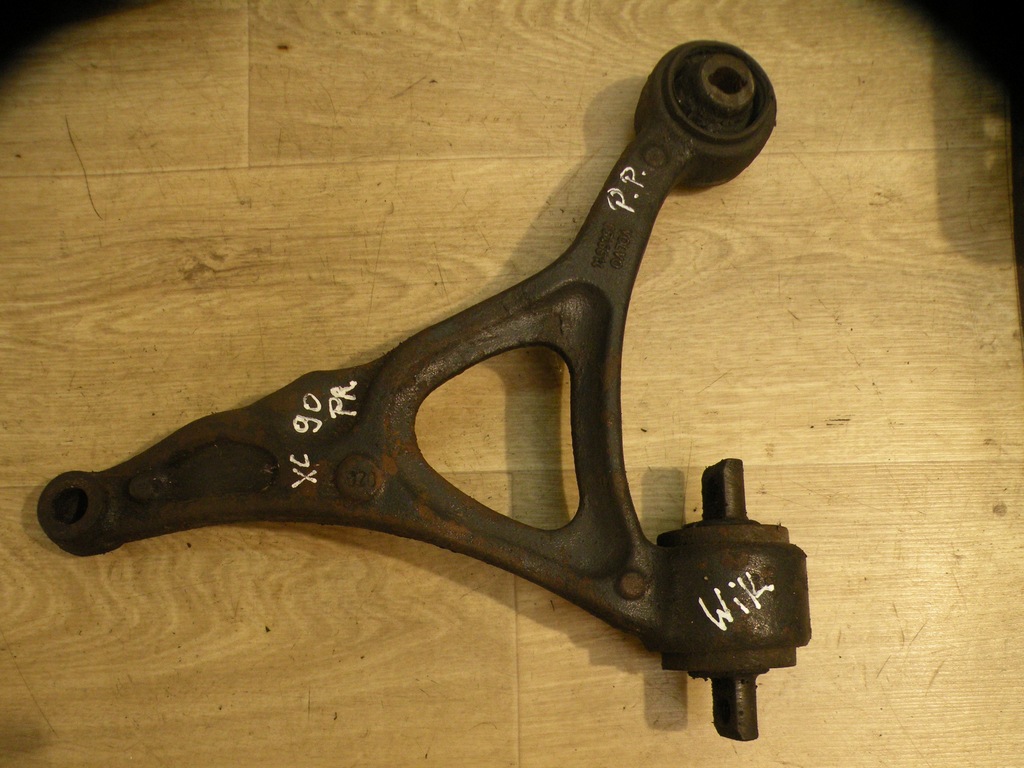 фото №1, Volvo xc90 важіль правий перед