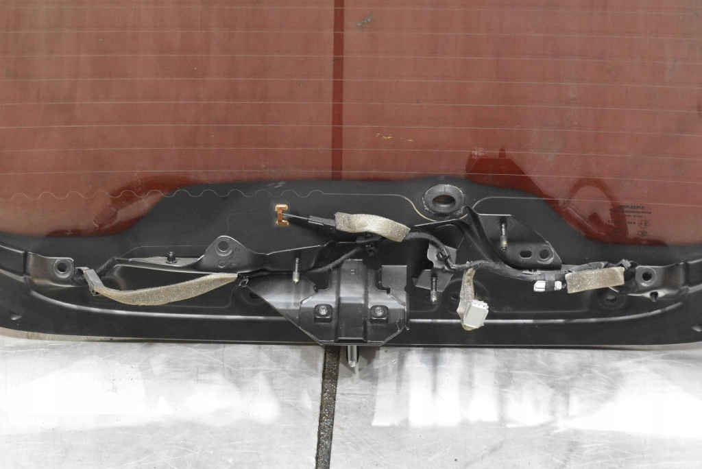 фото №9, Крышка багажника багажника задняя задняя volvo c30 1 i 3d hb 06-09