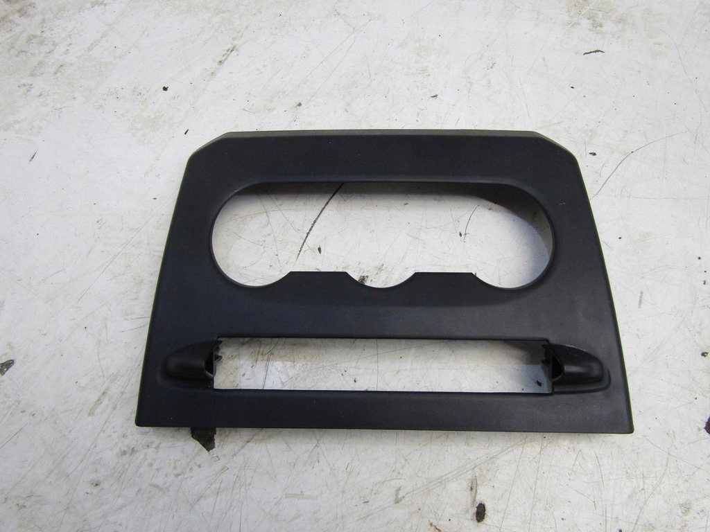 фото №1, Рамка корпус захист панель консолі обдув dacia duster ii 682602613r