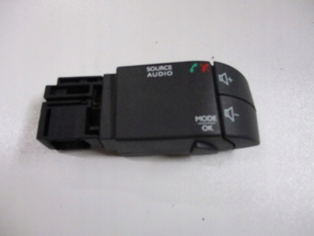 фото №1, Переключатели pod руль renault clio iv captur