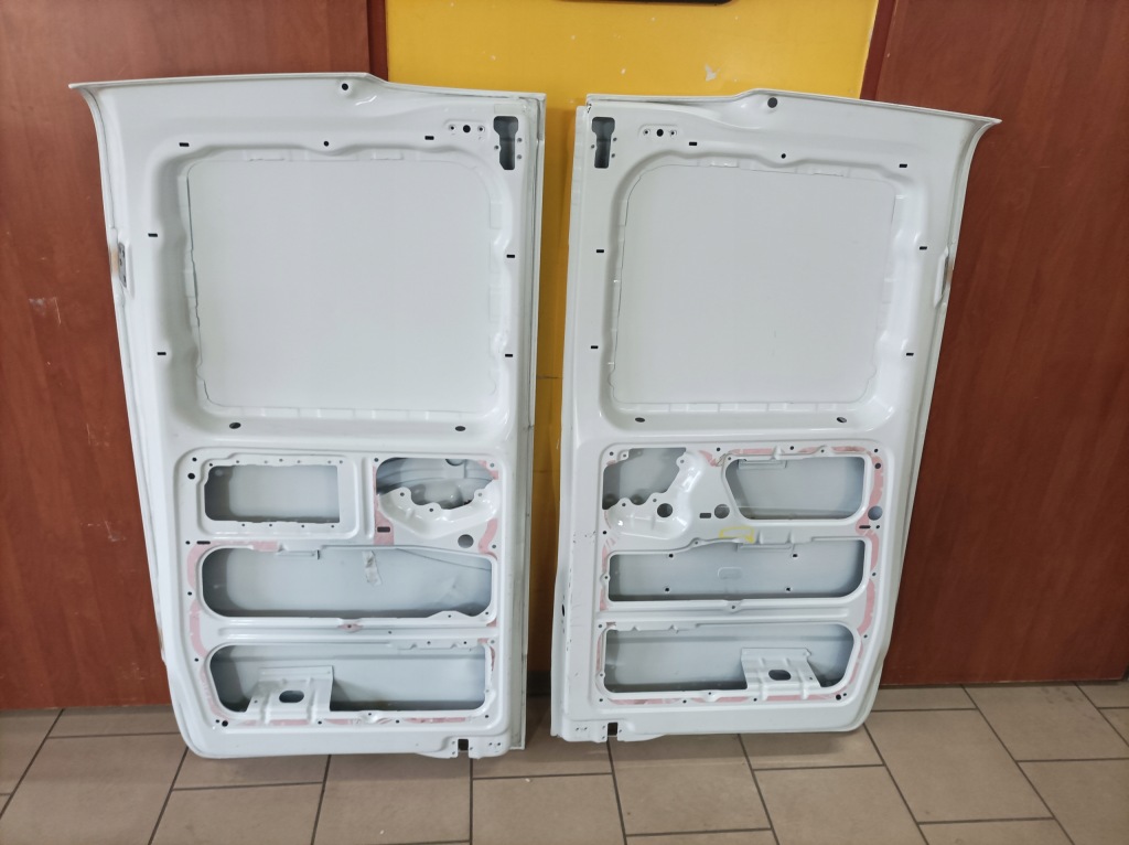 фото №11, Mercedes vito 447 дверь задняя правое